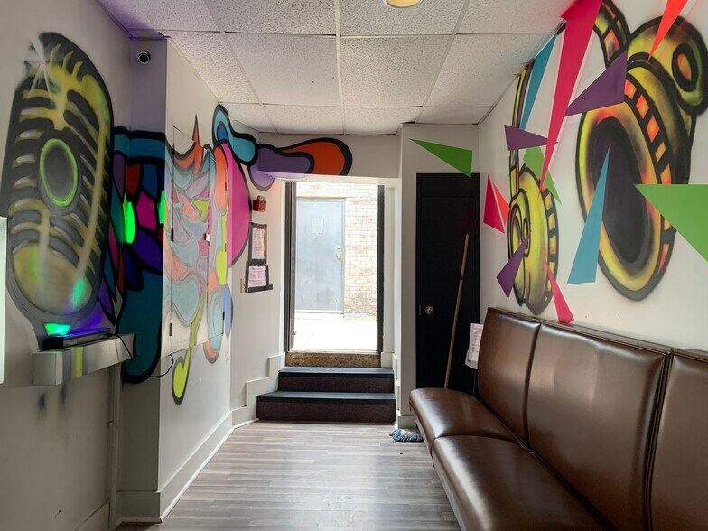 More Photos Of 4719-4731 Stamp Rd, Temple Hills Service For Sale