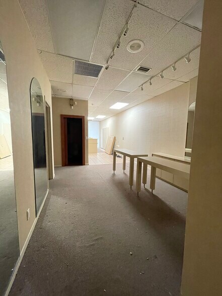 More Photos Of 5200 N Federal Hwy, Fort Lauderdale Unknown For Lease