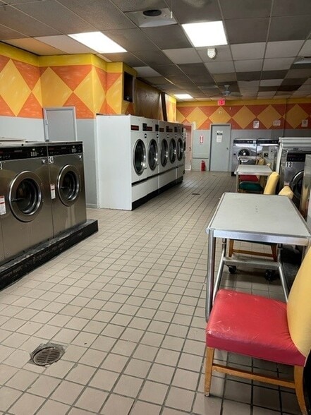 More Photos Of 801-829 Southern Ave, Oxon Hill Unknown For Lease