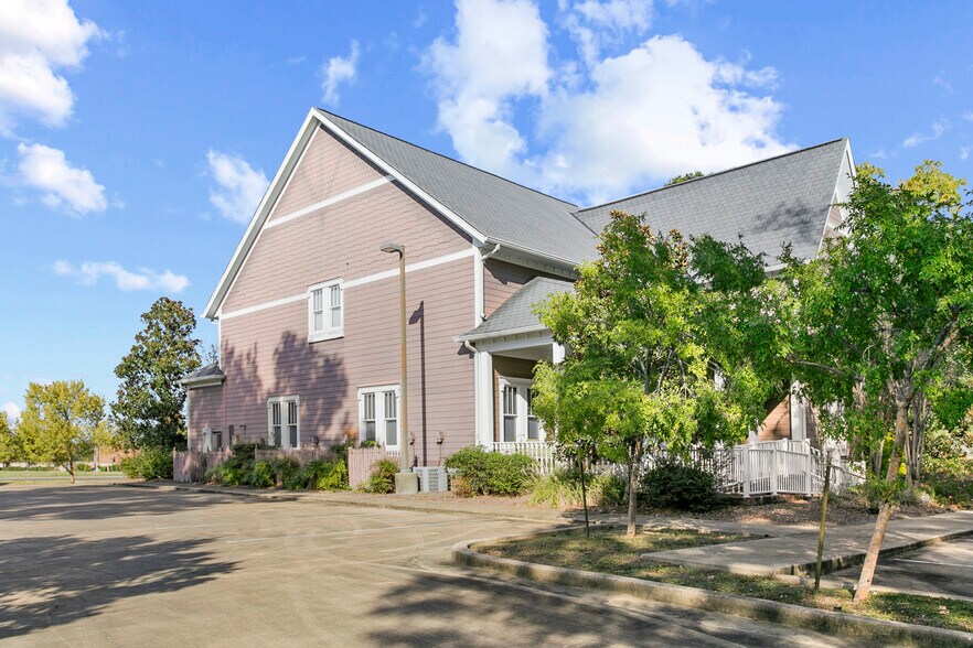 More Photos Of 797 Liberty Rd, Flowood Medical For Sale