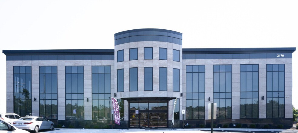 More Photos Of 3170 Peachtree Pkwy, Johns Creek Office For Lease