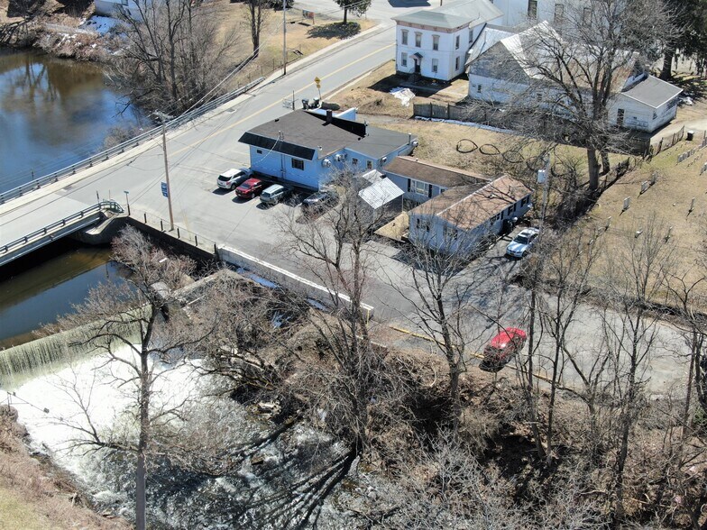 More Photos Of 1 William St, Hagaman Restaurant For Sale