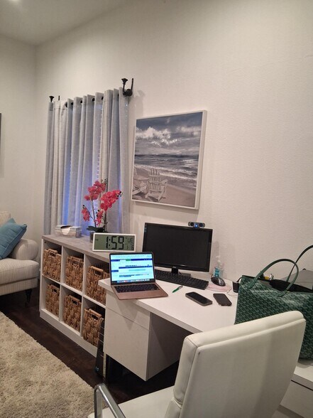 More Photos Of 4165-4169 Clark Rd, Sarasota Office For Sale