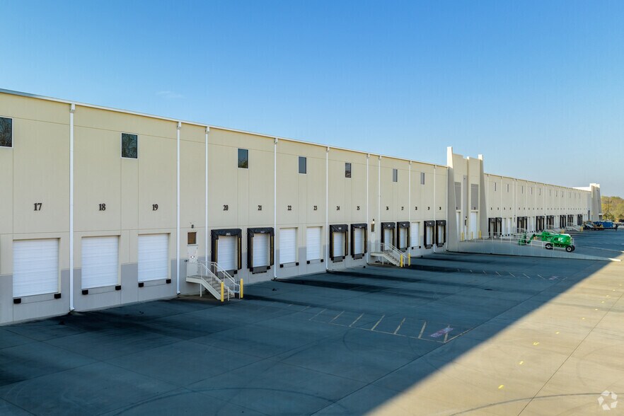 More Photos Of 8475 NW Automation Dr, Concord Warehouse For Lease