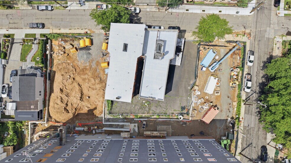 More Photos Of 258 Woodworth Ave, Yonkers Apartments For Sale