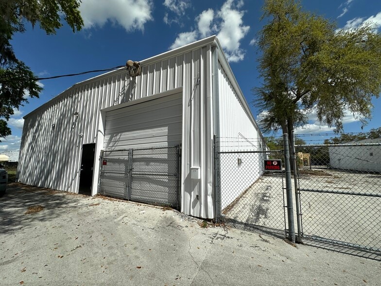 More Photos Of 616 N Main St, Gainesville Warehouse For Sale