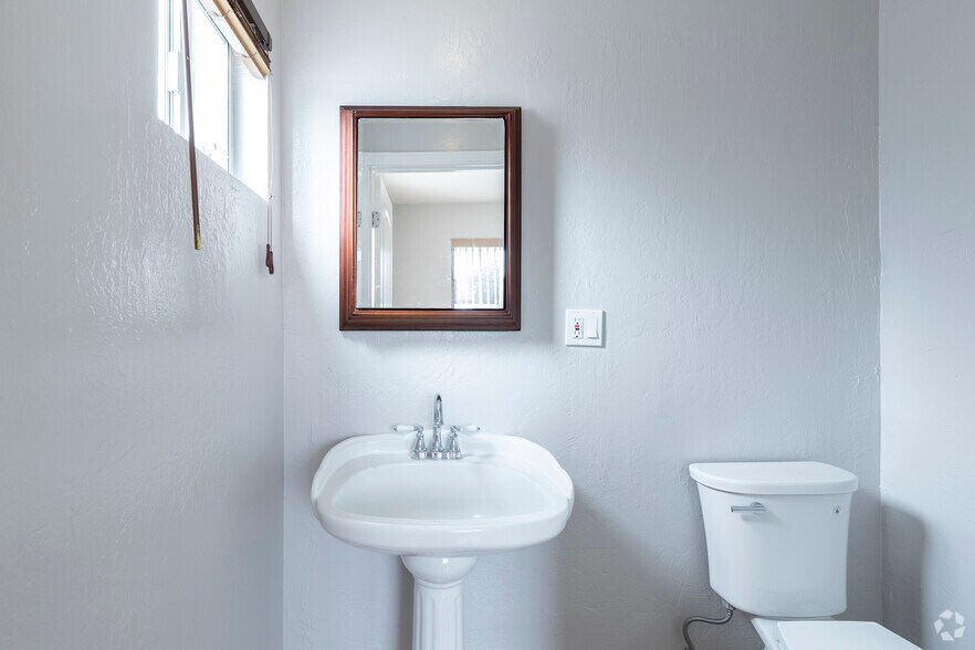 More Photos Of 521 S Bascom Ave, San Jose Office For Sale