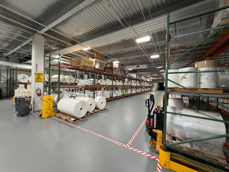 More Photos Of 10 Centennial Dr, Peabody Research And Development For Lease
