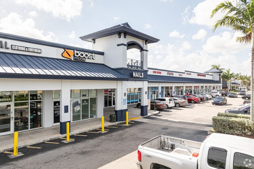 More Photos Of 19650-19674 NW 27th Ave, Miami Gardens Storefront For Lease