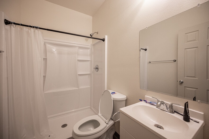 More Photos Of 5900 Cassedy Ln, Las Vegas Apartments For Sale
