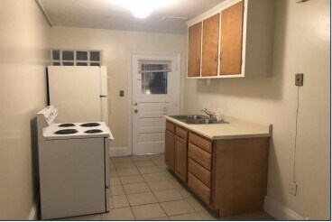 More Photos Of 4004 W Bancroft St, Toledo Apartments For Sale