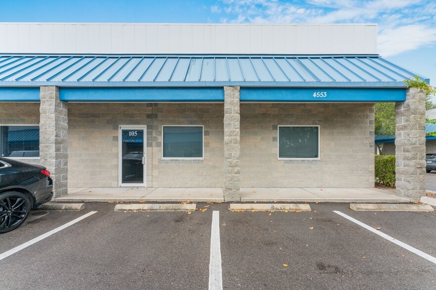 More Photos Of 4553 Mariotti Ct, Sarasota Warehouse For Lease