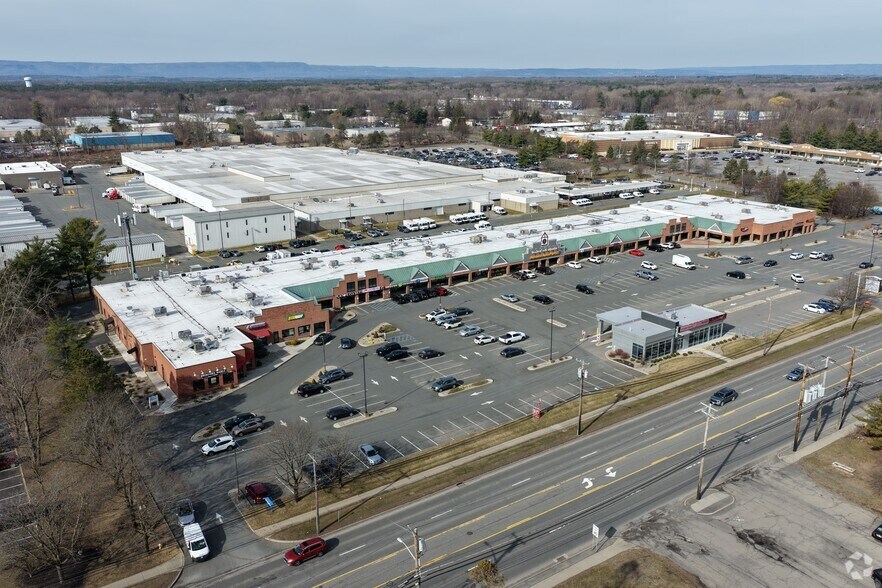 More Photos Of 1770 Central Ave, Colonie Unknown For Lease