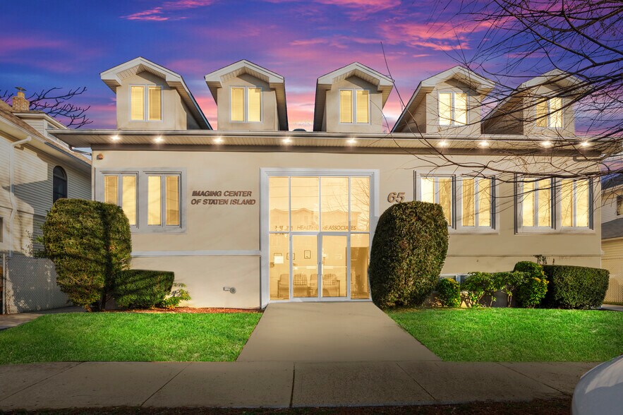 More Photos Of 65 Columbus Ave, Staten Island Medical For Sale