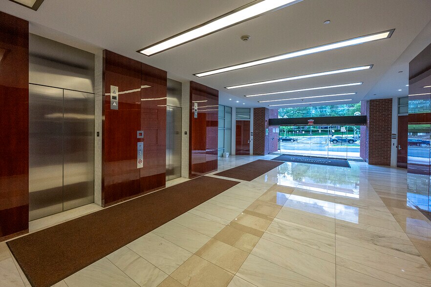 More Photos Of 11490 Commerce Park Dr, Reston Office For Lease