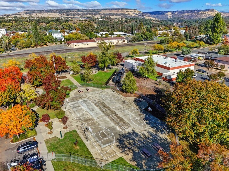 More Photos Of 1776 Daryl Porter Way, Oroville Apartments For Sale