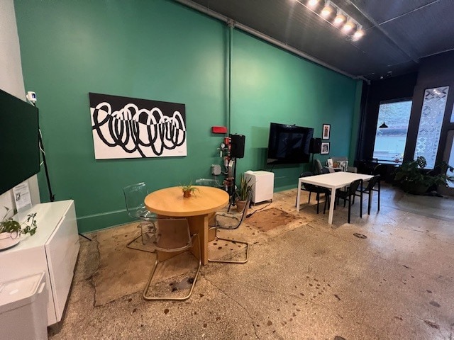 More Photos Of 551 Cherry St, Macon-Bibb Storefront Retail Office For Sale