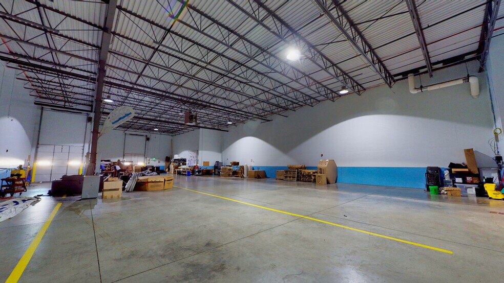 More Photos Of 150 Kendall Point Dr, Oswego Manufacturing For Lease