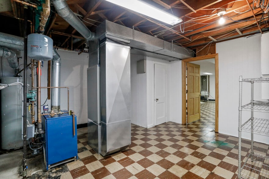 More Photos Of 2893 Jessup Rd, Jessup Office For Sale