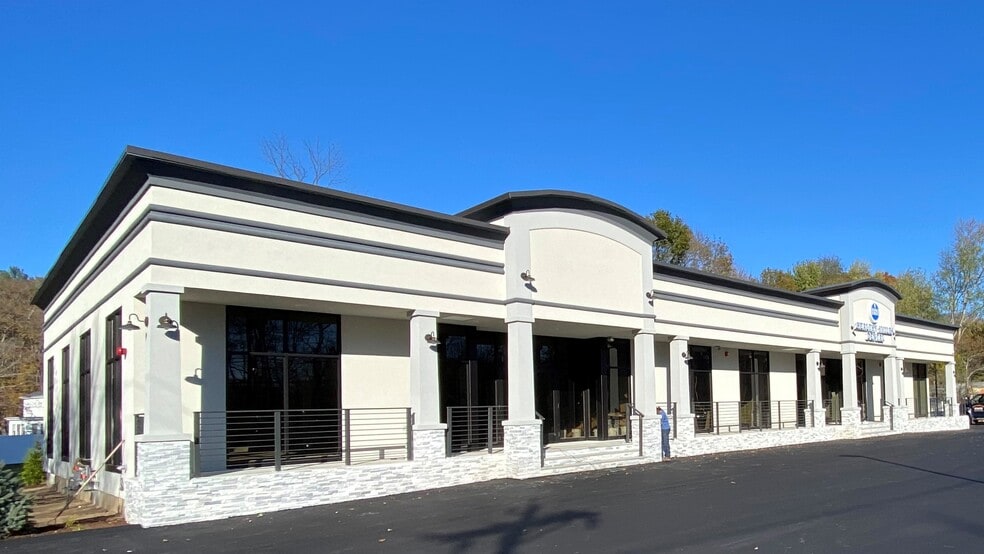 More Photos Of 345 West Center, West Bridgewater Storefront Retail Office For Lease