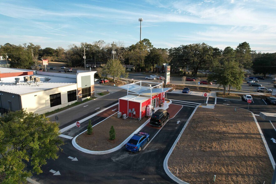More Photos Of 952 W Tharpe St, Tallahassee Convenience Store For Sale