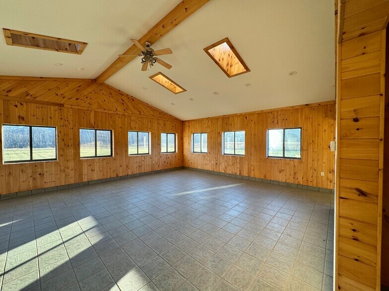 More Photos Of 5675 State 28 Rt, Newport Freestanding For Sale