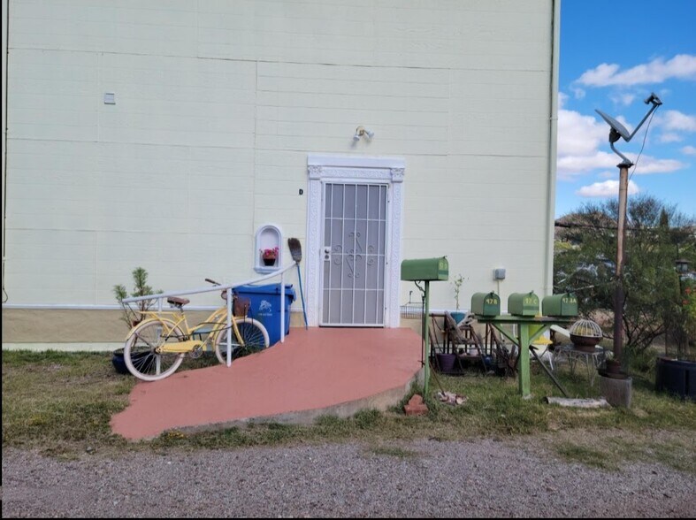 More Photos Of 97 Center Ave, Bisbee Restaurant For Sale