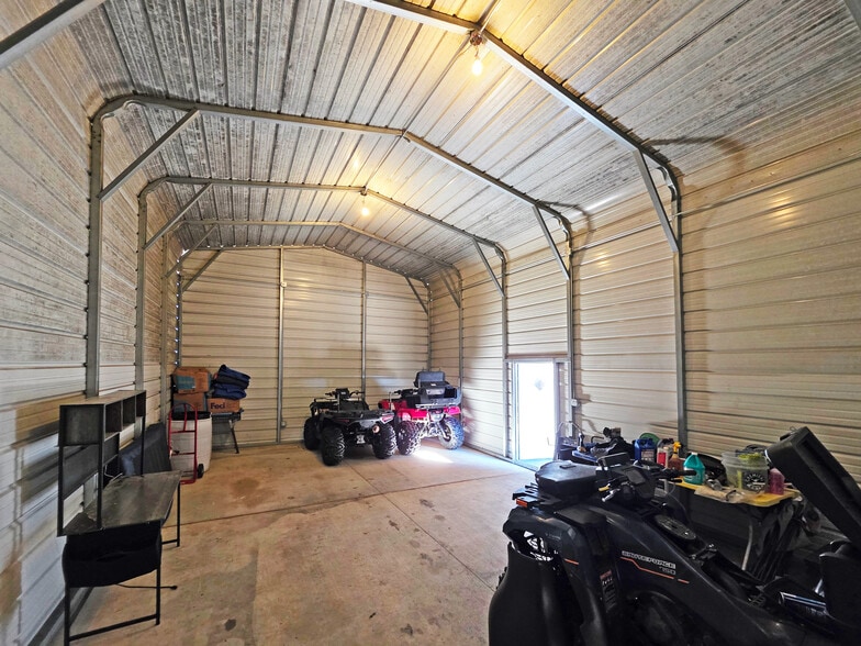 More Photos Of 6623 Gulf Fwy, Houston Office Residential For Sale