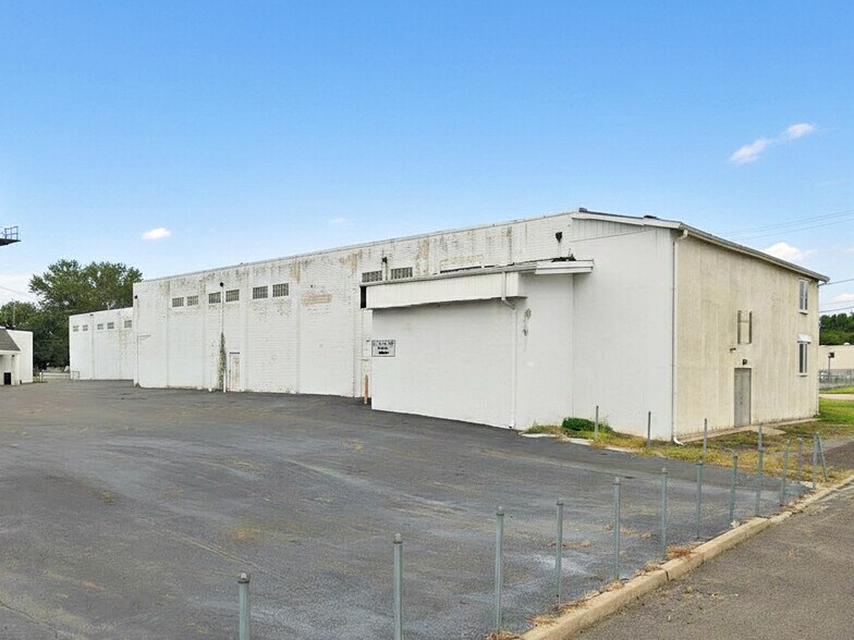 Primary Photo Of 619 Madison St, Palmyra Warehouse For Lease