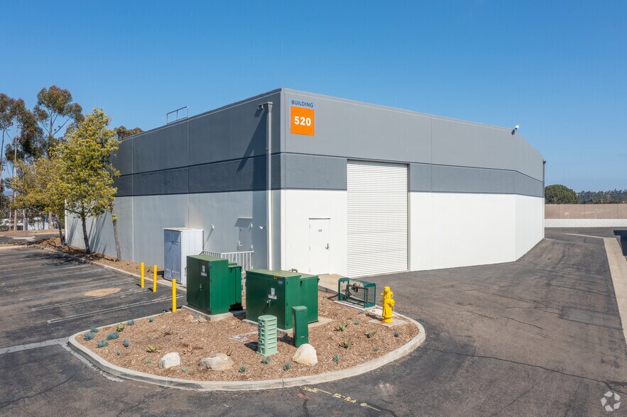 More Photos Of 500 S Andreasen Dr, Escondido Unknown For Lease