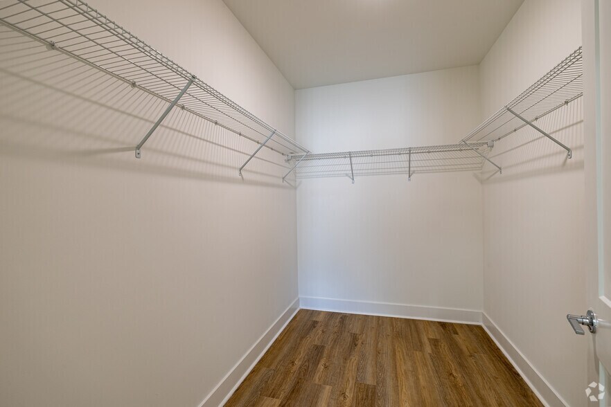 More Photos Of 10 W Westfield Ave W, Roselle Park Apartments For Lease