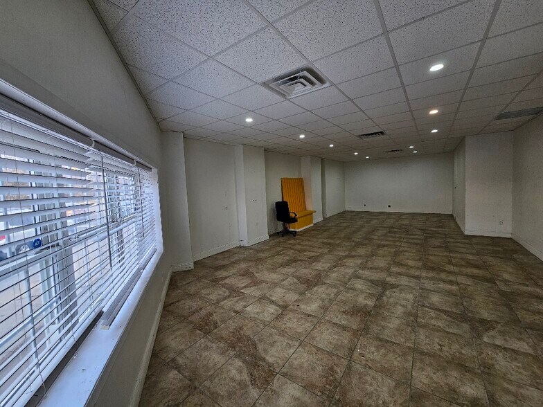 More Photos Of 12-14 Tulip Ave, Floral Park Light Distribution For Lease