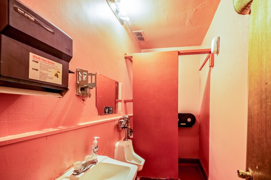 More Photos Of 19430 W Warren Ave, Detroit Specialty For Sale