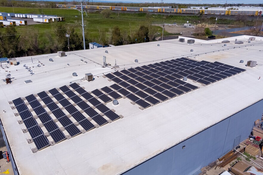 More Photos Of 3959-3971 Commerce Dr, West Sacramento Warehouse For Sale