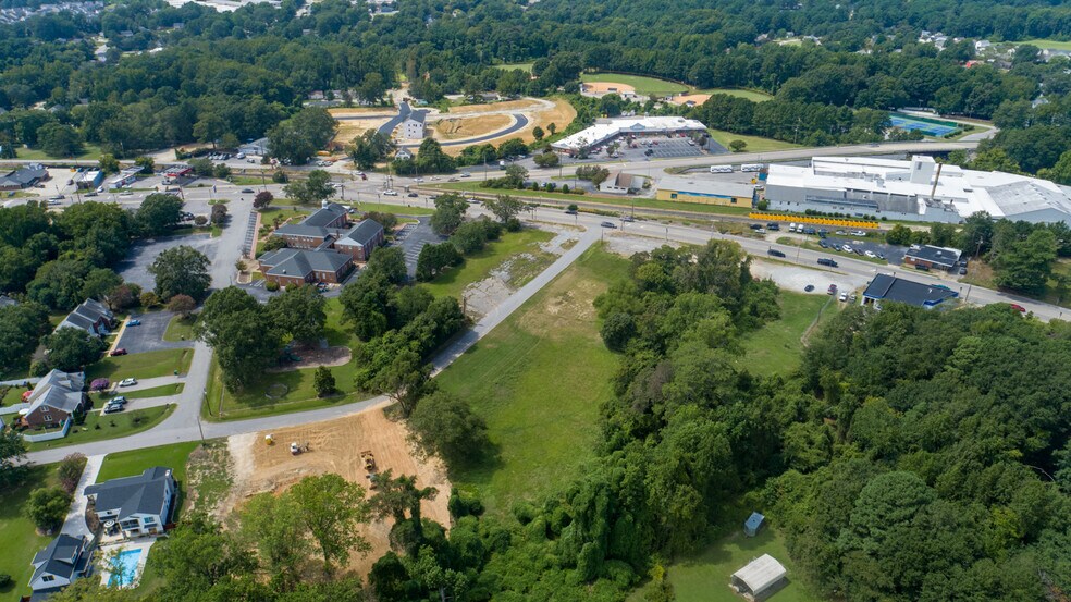 More Photos Of 420 N Main St, Fuquay Varina Land For Sale