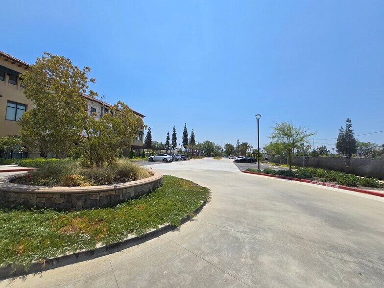 More Photos Of 5624 Philadelphia St, Chino Storefront Retail Office For Sale