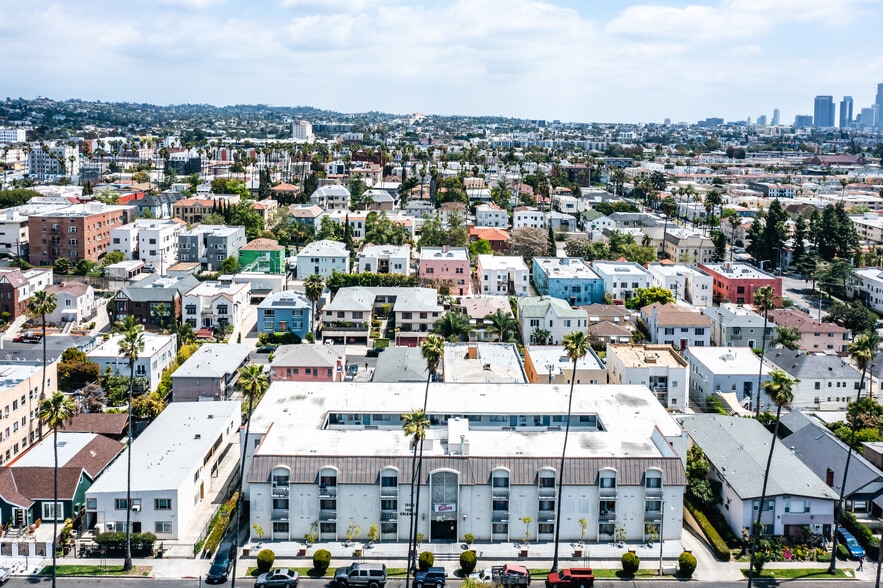 More Photos Of 130 N Alexandria Ave, Los Angeles Apartments For Sale