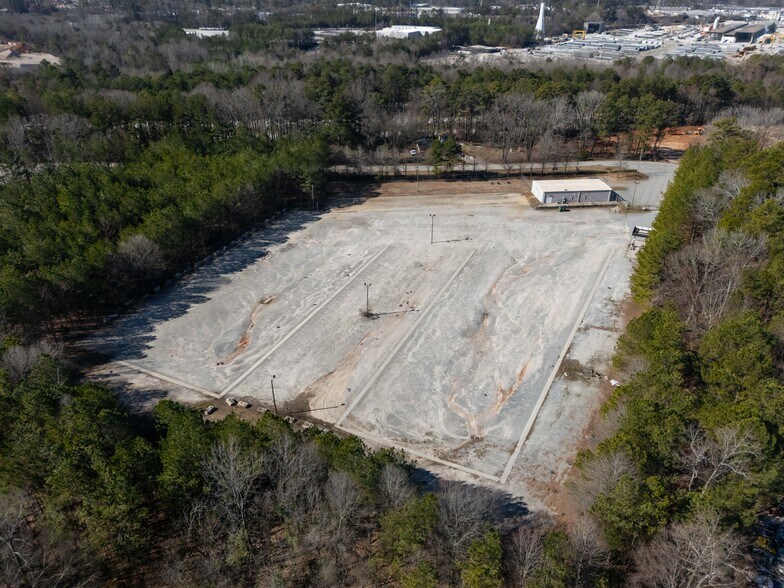 More Photos Of 4124 Tanners Church Rd, Ellenwood Truck Terminal For Lease