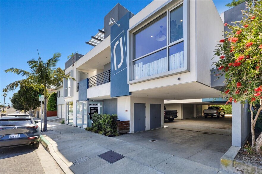 More Photos Of 930-932 Manhattan Beach Blvd, Manhattan Beach Office Residential For Sale