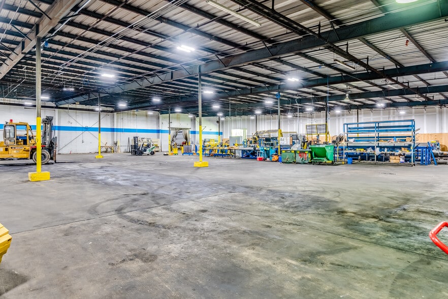 More Photos Of 4542 Baldwin Ave, Montgomery Warehouse For Sale