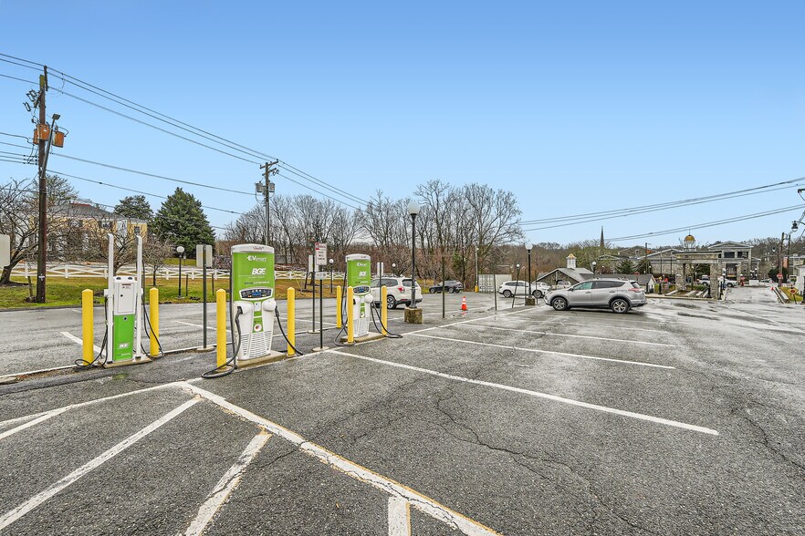 More Photos Of 3701 Court House Dr, Ellicott City Office For Lease