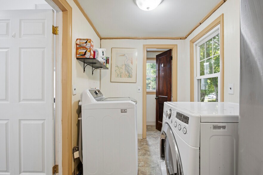 More Photos Of 678 Ferne Blvd, Drexel Hill Office For Sale