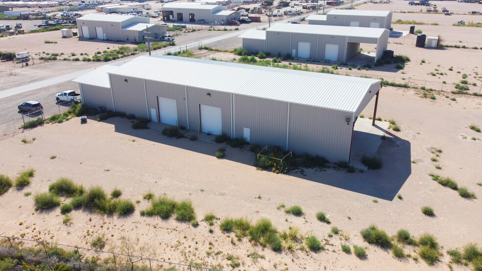 More Photos Of 3201 N County Road 1107, Midland Warehouse For Lease