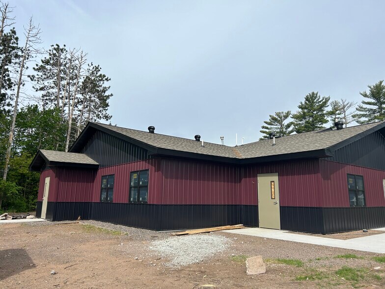 More Photos Of 10186 State Road 27, Hayward Office For Lease