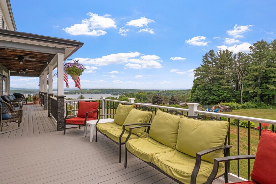 More Photos Of 291 Endicott St N, Laconia Hotel For Sale