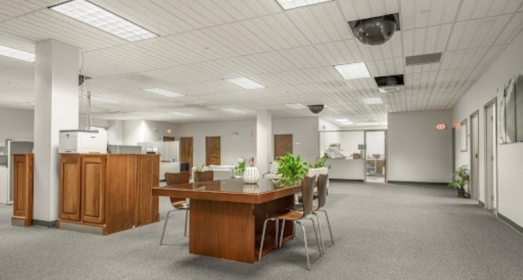 More Photos Of 150 Mattatuck Heights Rd, Waterbury Light Manufacturing For Sale