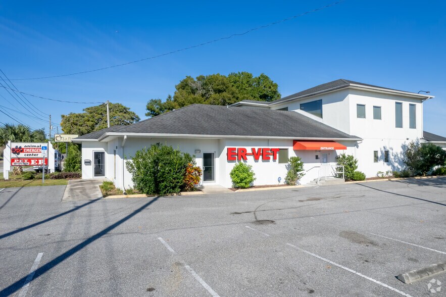 More Photos Of 7313 Lake Underhill Rd, Orlando Freestanding For Sale