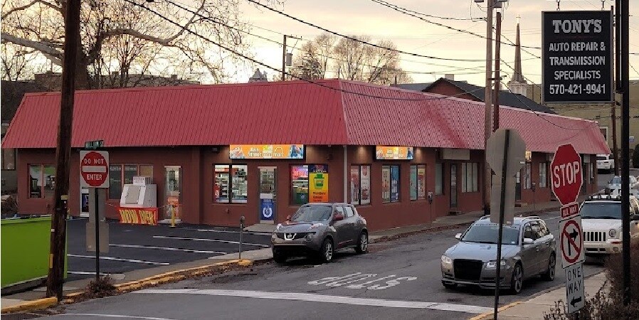 Primary Photo Of 19 Williams St, Stroudsburg General Retail For Lease