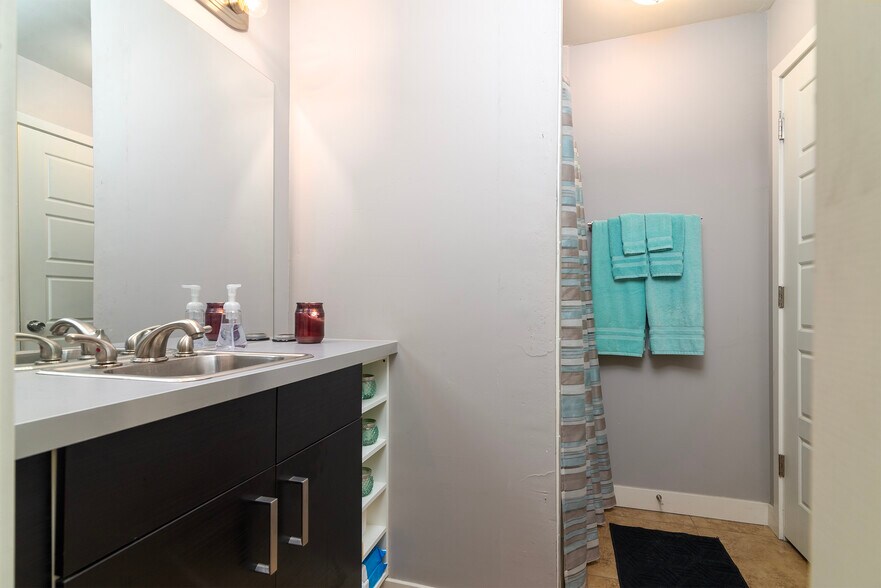 More Photos Of 822 E Montecito Ave, Phoenix Apartments For Sale