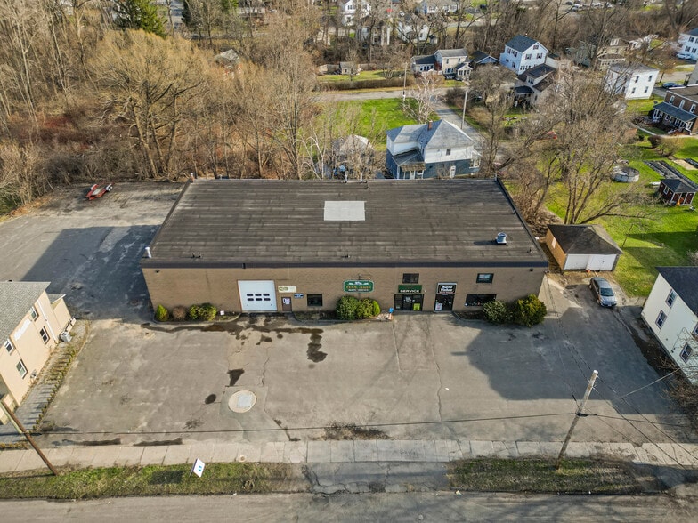 More Photos Of 1260 East St, Pittsfield Freestanding For Sale